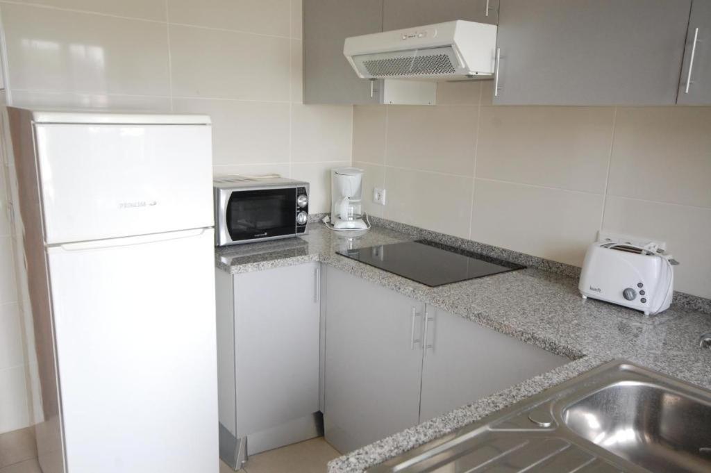 Apartamento V2 Pedro - By Bedzy Albufeira Eksteriør billede